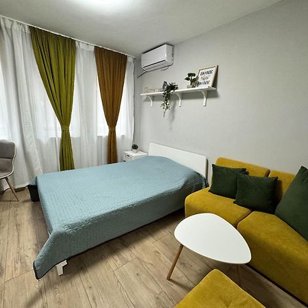 Central Studio Apartment - Varna City Kültér fotó