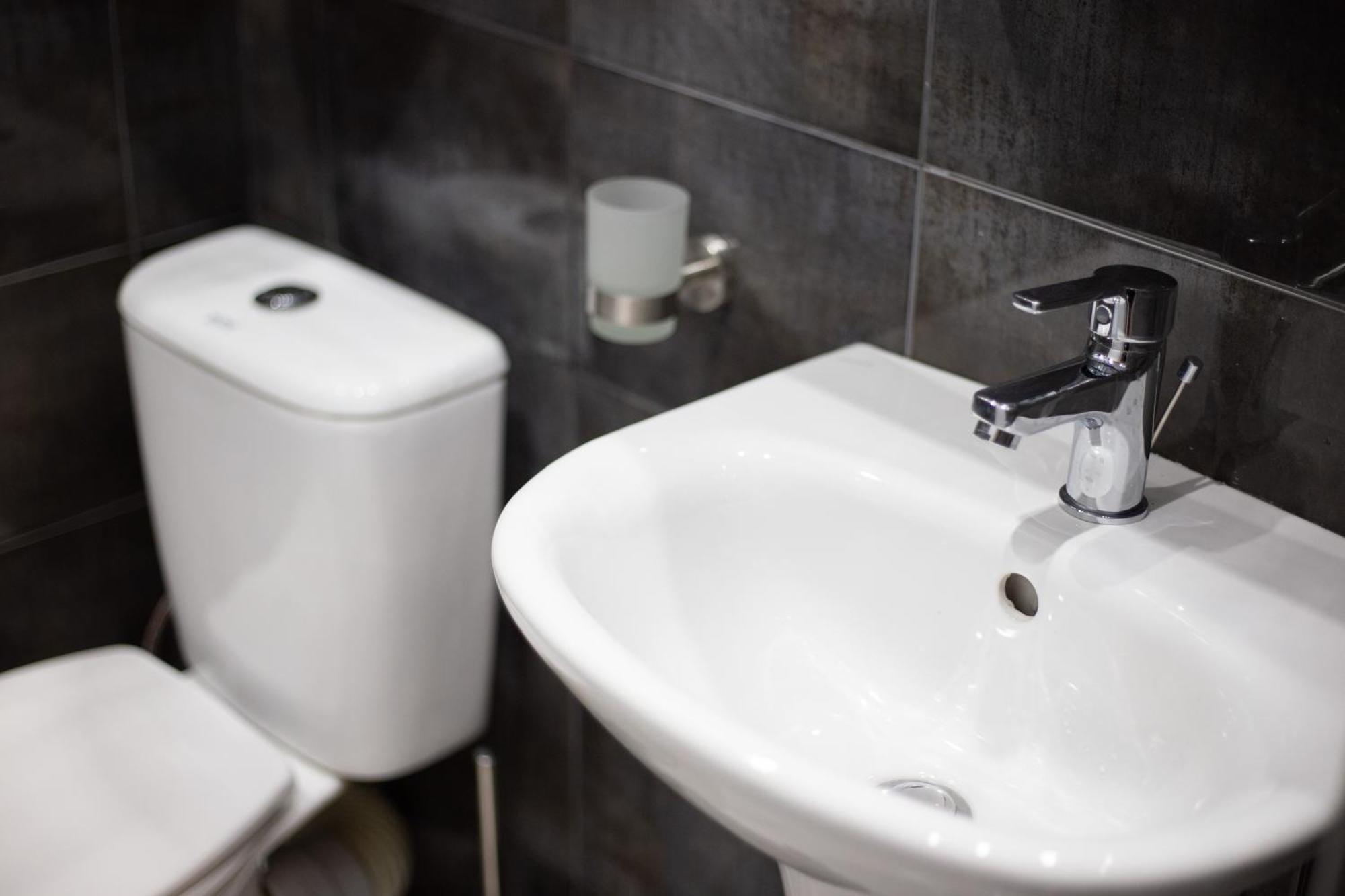 Central Studio Apartment - Varna City Kültér fotó
