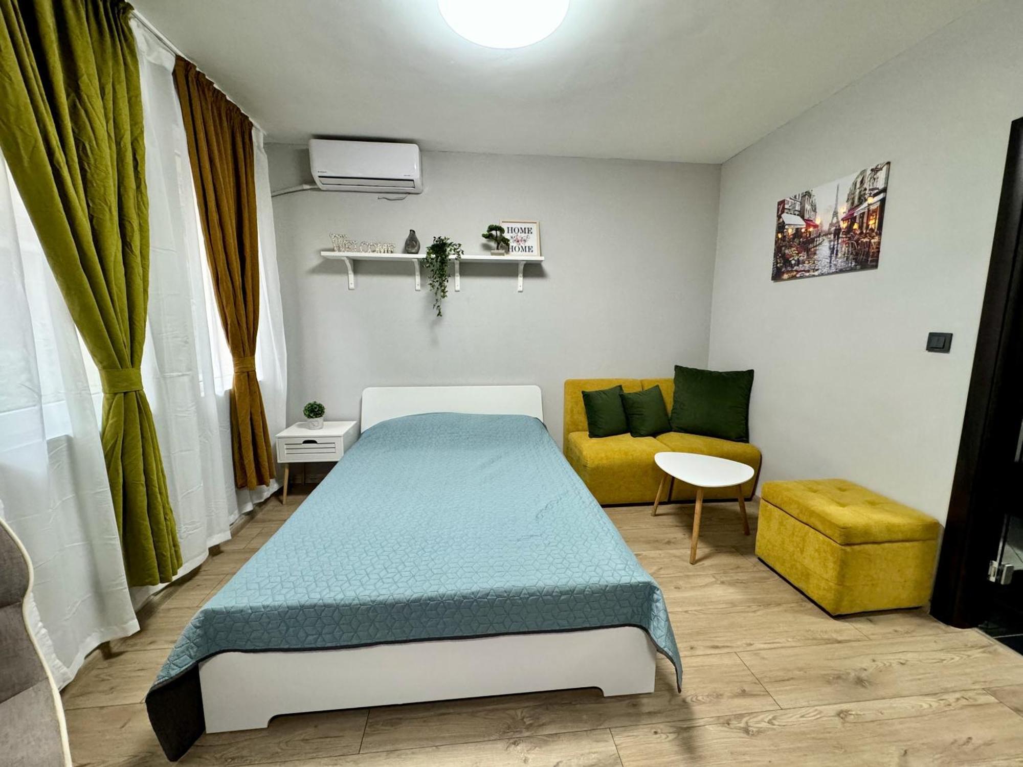 Central Studio Apartment - Varna City Kültér fotó