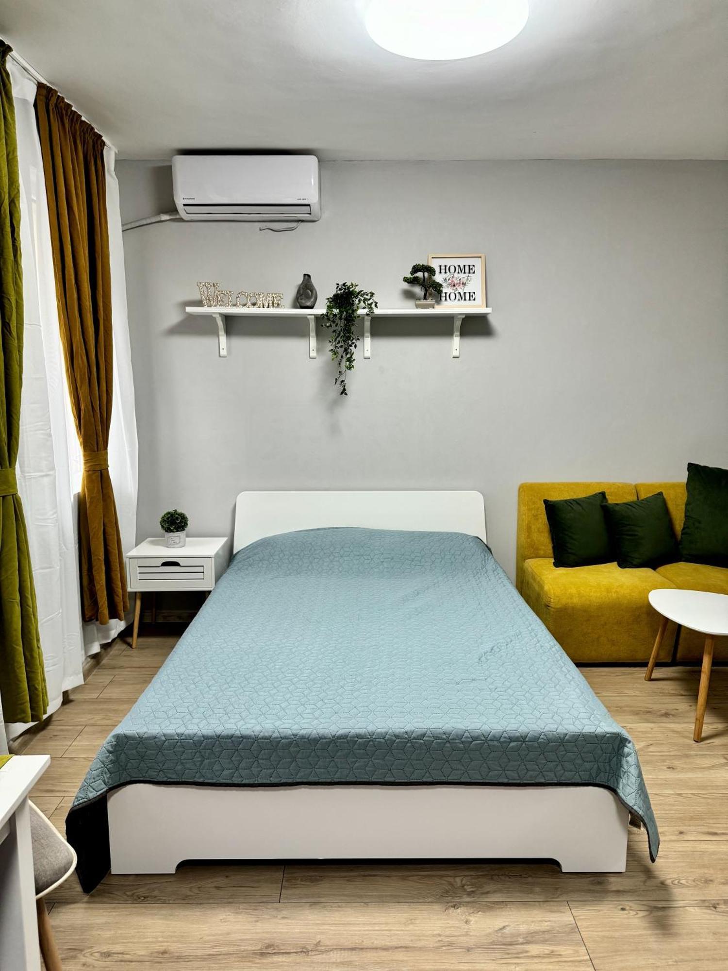 Central Studio Apartment - Varna City Kültér fotó